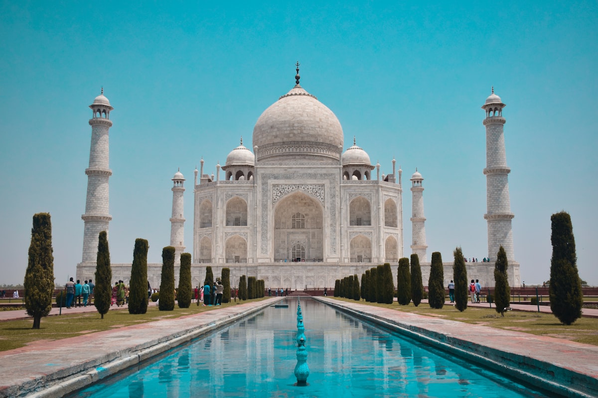 Premium Pilgrimage Budget Tour - Customizable Package Gallery Sights